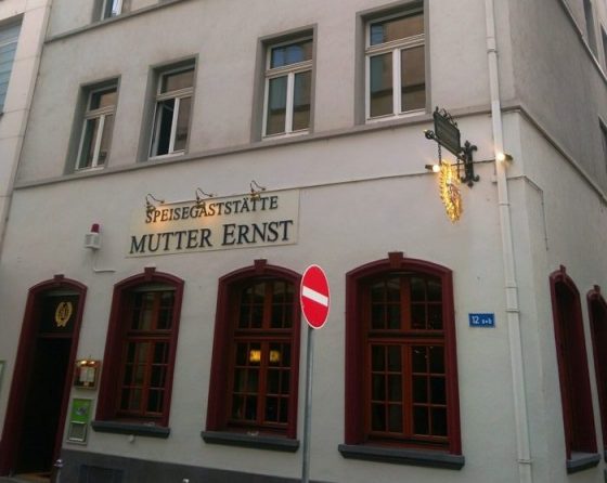 Mutter Ernst Frankfurt